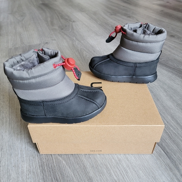 UGG Toddler Puffer Boot Weather Waterproof Boot - Picture 2 of 12